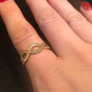 Stella and dot ring